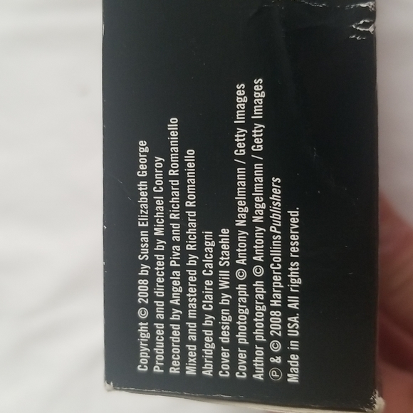 Careless in Red a Novel - Picture 4 of 4